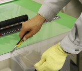カッターの正しい使用方法